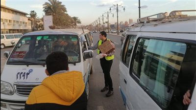 افطر واكسب معلومة.. مبادرة للتوعية بأضرار تعاطي المخدرات في الميادين | صور 