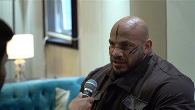 نلغي الحلقة وهاتوا الكفن.. بيج رامي يتسبب في زعُر رامز جلال خلال رامز موفي ستار