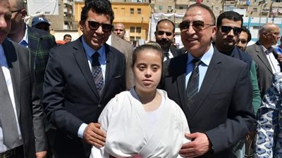 وزير الرياضة يفتتح تطوير مركز شباب الحرمين شرق الإسكندرية 