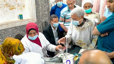 تزامنا مع احتفالات شم النسيم.. انتشار الفرق الطبية والتواصل المجتمعي بالكنائس وأماكن التجمعات