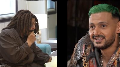 رامز جلال يسخر من ملابس محمد ثروت: ده لبس بلياتشو ذوقه زبالة