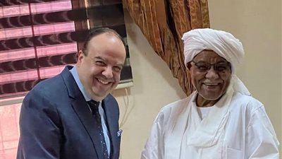 السفير المصري في الخرطوم يلتقي رئيس المفوضية القومية للسلام