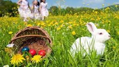 منها تفجير عربة من الألعاب النارية بالشوارع.. طرق الاحتفال بشم النسيم فى العالم