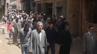 مستحملتش فراقه.. تشييع جثمان أم لحقت بنجلها بعد ساعات من وفاته بالغربية | بث مباشر