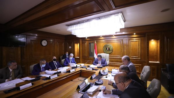 اجتماع وزير التعليم