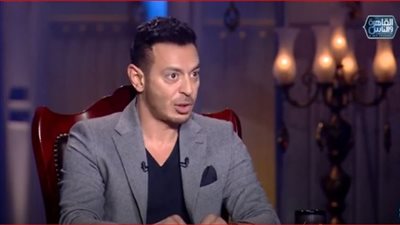 مصطفى شعبان يعلق على موقفه من ذهاب الفنانين لحفل زفاف بعد عزاء سمير غانم