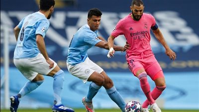 بنزيما وفينيسيوس يقودان هجوم ريال مدريد أمام مانشستر سيتي