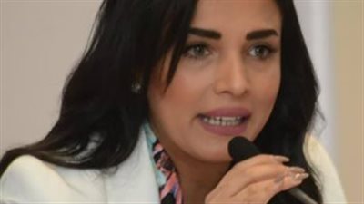 التحقيق مع طبيب شهير لاتهامه بالتعدي على ابنة عبد الرحيم علي وزوجها