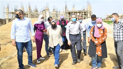 محافظ الغربية يتفقد مشروعات الرصف والتطوير في 5 مدن وأحياء