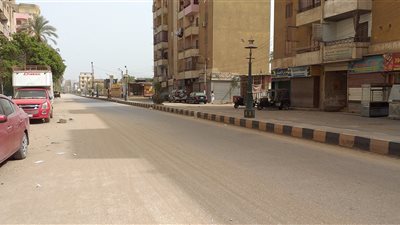 تصل لـ 39°.. شوارع سوهاج تخلو من المواطنين بسبب ارتفاع درجة حرارة الجو | صور