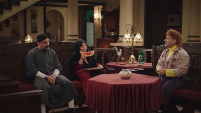 الحلقة 26.. الكبير أوي يبدأ تحضيرات مهرجان المزاريطة السينمائي بحضور نجوم الفن