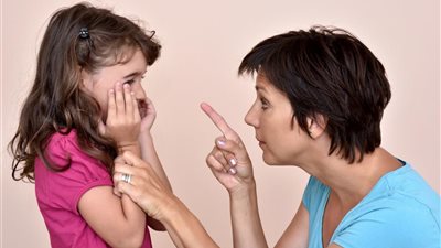 مركز حقوقي يقترح اعتبار الامتناع عن تسليم الطفل جريمة خطف في قانون الأسرة