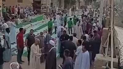 على طريقة أهالي المطرية.. المئات يُشاركون في أكبر إفطار جماعي بالساحة الرضوانية بالأقصر | بث مباشر 