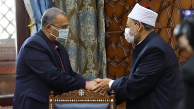 الإمام الأكبر ورئيس الطائفة الإنجيلية: نرفض المثلية الجنسية.. ونحذر الشباب المسلم والمسيحي