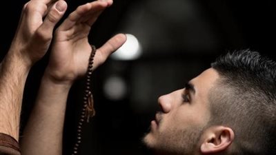 أدعية ليلة القدر لتحقيق الأمنيات المستحيلة.. احرص على 5 أمور مهمة عند الدعاء