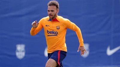 برشلونة يعلن إصابة برايثوايت بفيروس كورونا