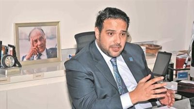 التعليمات اللي بنقولها لازم تتنفذ.. تسريب صادم لـ مالك النساجون الشرقيون يهدد العمال بألفاظ خارجة | فيديو