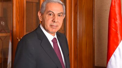 طارق قابيل وزير الصناعة السابق رئيسًا لمجلس إدارة بنك الاستثمار العربي