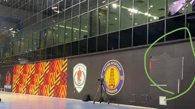 سيحدث مع الأهلي.. هدهود يكشف السر وراء تغطية شعار الزمالك في صالة حسن مصطفى