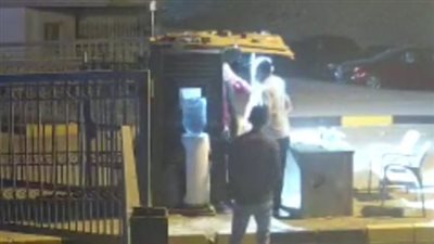 أنت مش عارف أنا مين.. كواليس التعدي على فرد أمن بكمباوند شهير بالمعادي | فيديو 