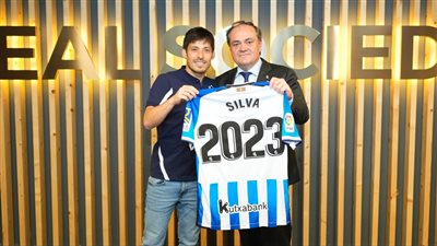 ريال سوسيداد يعلن تجديد عقد ديفيد سيلفا حتى عام 2023