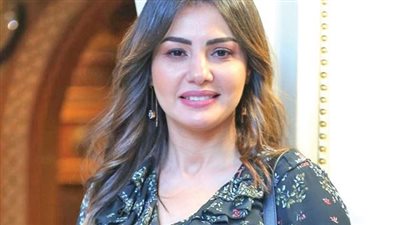 دينا فؤاد: بكلم السيدة زينب في المقام.. وبدعيها وطلباتي بتتحقق