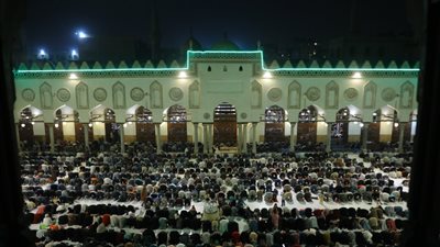 الإفتاء تكشف حكم صلاة التراويح للنساء في المساجد 