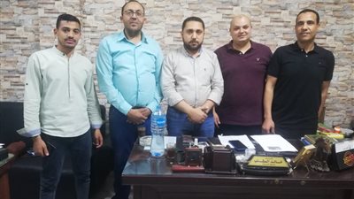 ضبط طالب يدير مركز طبي للعلاج الطبيعي بدون ترخيص في سوهاج | صور