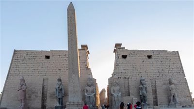 التذكرة بـ 30 جنيها للمواطن و10 للطالب.. معبد الأقصر يستعد لاستقبال زواره في عيد الفطر | بث مباشر