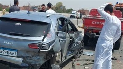 إصابة 13 شخصًا في تصادم 4 سيارات بالطريق الإقليمي بالشرقية | صور