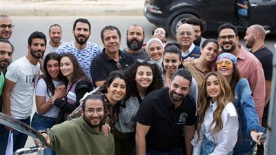 هنا الزاهد ولجنة تحكيم برنامج الدوم ضيوف شرف الحلقة الأخيرة من مسلسل مكتوب عليا