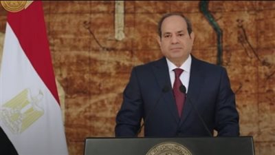 السيسي: وجهت بوضع إطار داعم لتمكين المرأة في سوق العمل للالتحاق بوظائف المستقبل