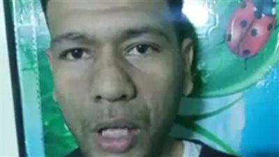 إديني الكلب بتاعك.. مقتل شاب على يد آخر أثناء فض مشاجرة وشقيقه: بطالب بحق أخويا |فيديو