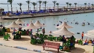 بث مباشر | شاطئ النادي الاجتماعي بالغردقة يستقبل 3 آلاف زائر في أول أيام عيد الفطر
