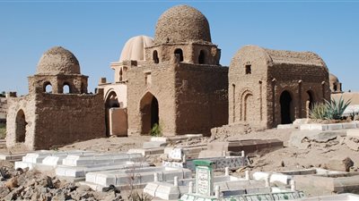 ماذا يقال عند زيارة القبور.. اللهمّ أمّنه من فزع يوم القيامة