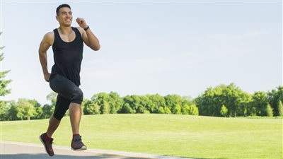 4 فوائد صحية للجري في المسطحات الخضراء