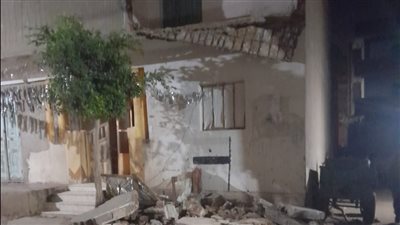 كانوا بيتفرجوا على فرح.. انهيار بلكونة منزل بـ6 فتيات بطنطا ونقلهم للمستشفى في حالة خطرة| صور