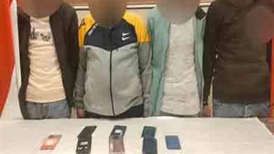 حبس 3 أشخاص لاتهامهم بسرقة الهواتف المحمولة بأسلوب الخطف في عين شمس 