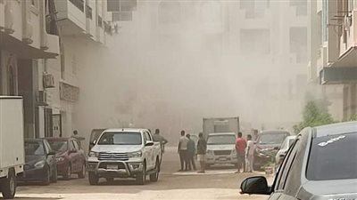 السيطرة على حريق نشب بمخزن للمنتجات الورقية بمنطقة الذهبية بالغردقة | صور