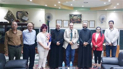 وفد كنائسي يهنئ رئيس مركز ملوي بعيد الفطر المبارك في المنيا