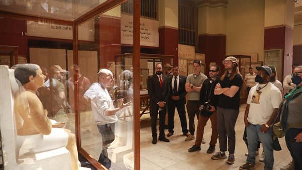 فرقة مارون فايف العالمية