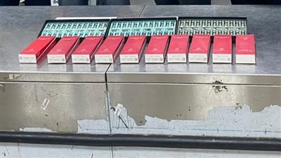 جمارك مطار سوهاج تضبط أمبولات دوائية مهربة