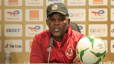 مصدر مقرب من موسيماني: لم يتلق عروضًا منذ التجديد مع الأهلي.. وهذه وجهته المقبلة 