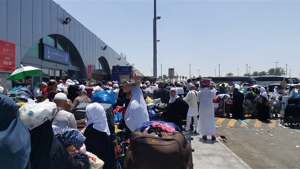 تكدس المعتمرين 