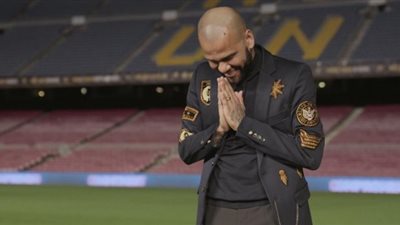 داني ألفيس يخضع للتحقيق بتهمة الاعتداء الجنسي