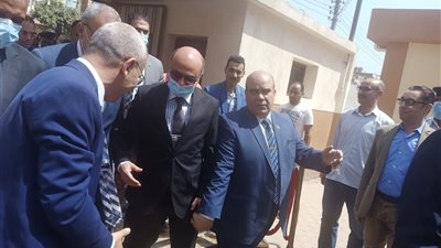 وزير العدل يطلق إشارة بدء التطبيق الفعلي لقانون الشهر العقاري من شبين القناطر | صور