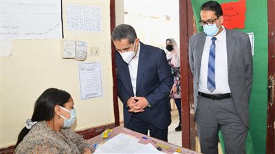 محافظ الغربية يتابع سير امتحانات نهاية العام.. ويوجه بتوفير سبل الراحة للطلاب