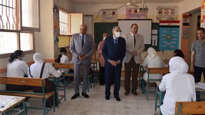 محافظ المنيا يتابع امتحانات نهاية العام الدراسي ويؤكد اتخاذ إجراءات مواجهة كورونا