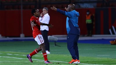 نتيجة مباراة الأهلي ووفاق سطيف الشوط الأول.. بيرسي تاو يخطف التقدم للأحمر