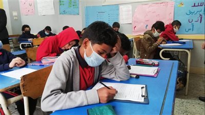 انطلاق امتحانات الفصل الدراسي الأول لصفوف النقل.. والتعليم: لم نصدر قرارًا بتعطيل الدراسة